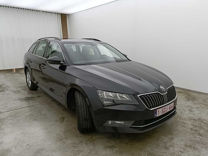 Photo 8 VIN: TMBJG7NP6J7516287 - SKODA SUPERB 