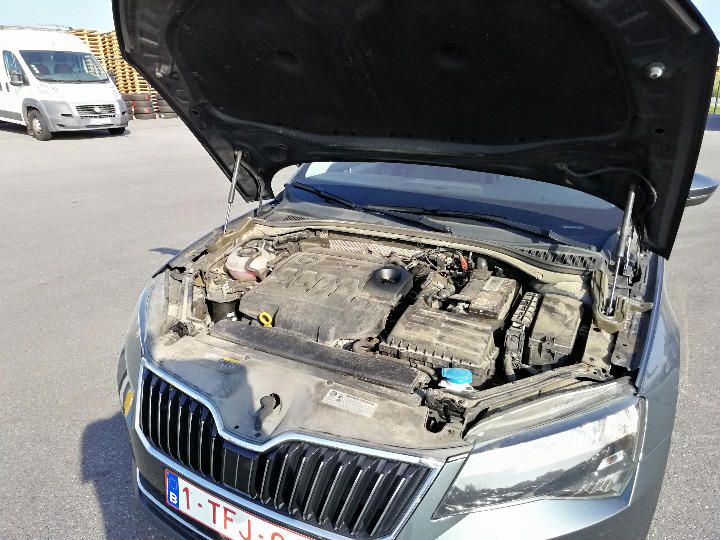 Photo 29 VIN: TMBJG7NP6J7533624 - SKODA SUPERB 