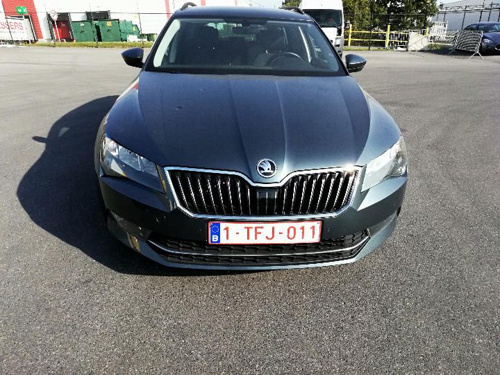 Photo 32 VIN: TMBJG7NP6J7533624 - SKODA SUPERB 