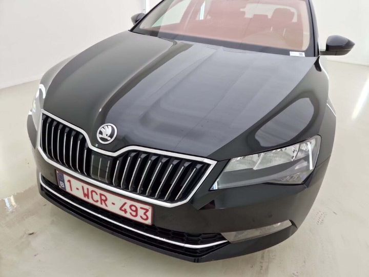 Photo 4 VIN: TMBJG7NP6K7061619 - SKODA SUPERB 