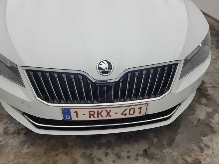 Photo 5 VIN: TMBJG7NP7H7520603 - SKODA SUPERB COMBI &#3915 