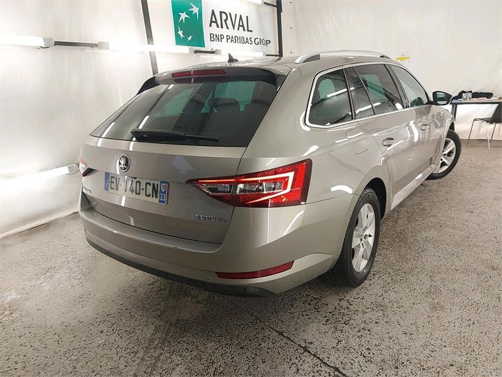 Photo 2 VIN: TMBJG7NP8J7544690 - SKODA SUPERB 