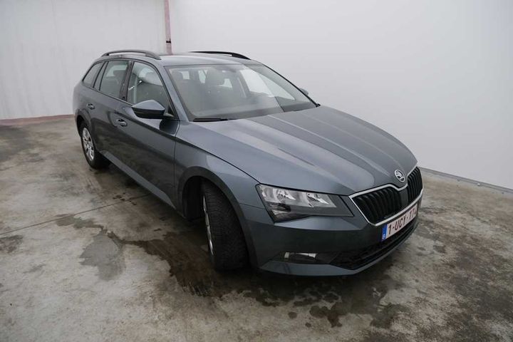 Photo 8 VIN: TMBJG7NP8J7568584 - SKODA SUPERB 