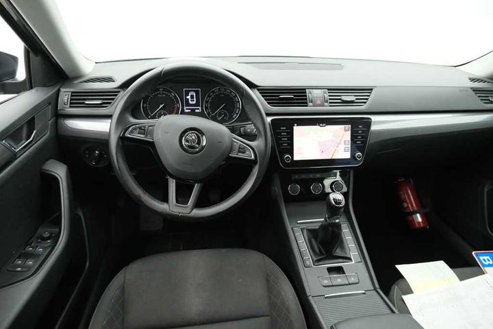 Photo 9 VIN: TMBJG7NP8J7568584 - SKODA SUPERB 