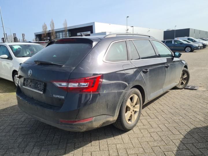 Photo 2 VIN: TMBJG7NP8J7609828 - SKODA SUPERB 