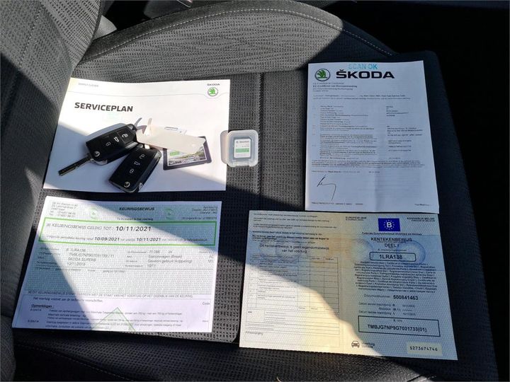 Photo 4 VIN: TMBJG7NP9G7031733 - SKODA SUPERB COMBI 