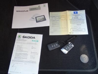 Photo 13 VIN: TMBJG7NP9G7069303 - SKODA SUPERB 