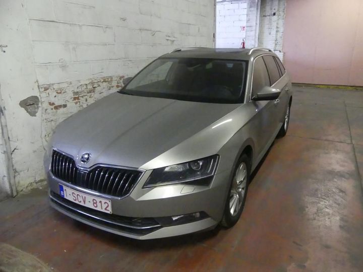 Photo 1 VIN: TMBJG7NP9H7544921 - SKODA SUPERB 