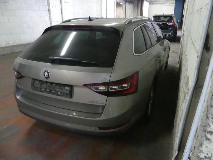 Photo 8 VIN: TMBJG7NP9H7544921 - SKODA SUPERB 