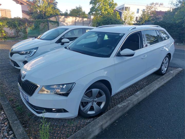 Photo 1 VIN: TMBJG7NP9J7608624 - SKODA SUPERB 