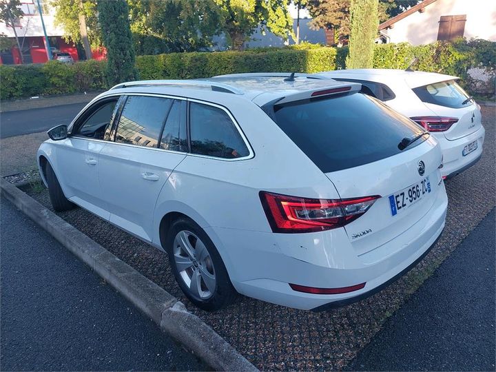 Photo 3 VIN: TMBJG7NP9J7608624 - SKODA SUPERB 