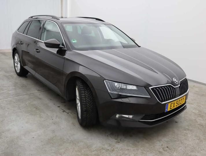 Photo 8 VIN: TMBJG7NPXH7014098 - SKODA SUPERB 