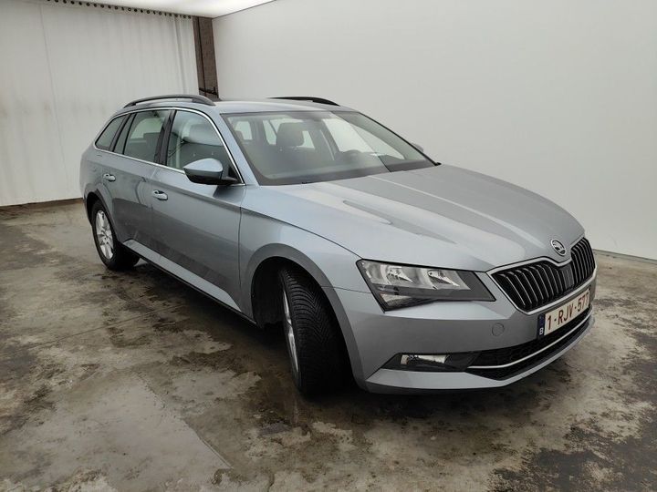 Photo 8 VIN: TMBJG7NPXH7517310 - SKODA SUPERB 