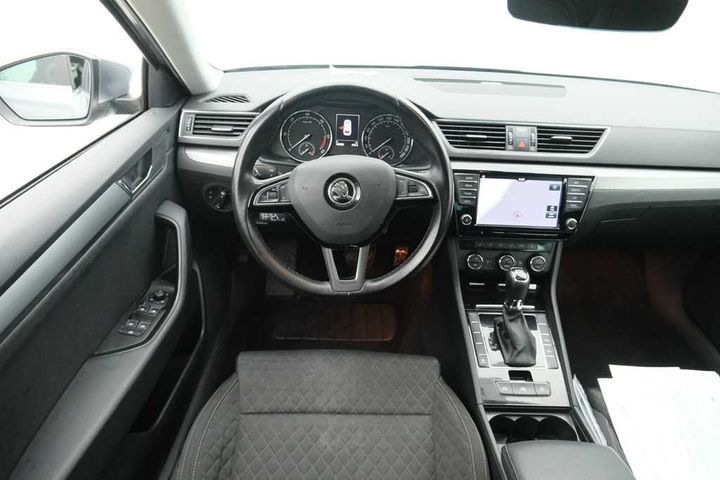 Photo 9 VIN: TMBJG7NPXH7529425 - SKODA SUPERB 