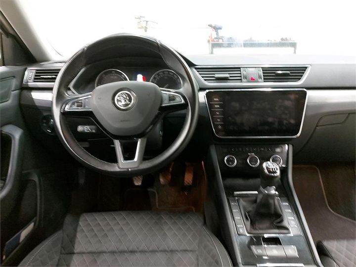 Photo 12 VIN: TMBJG7NPXJ7517927 - SKODA SUPERB 