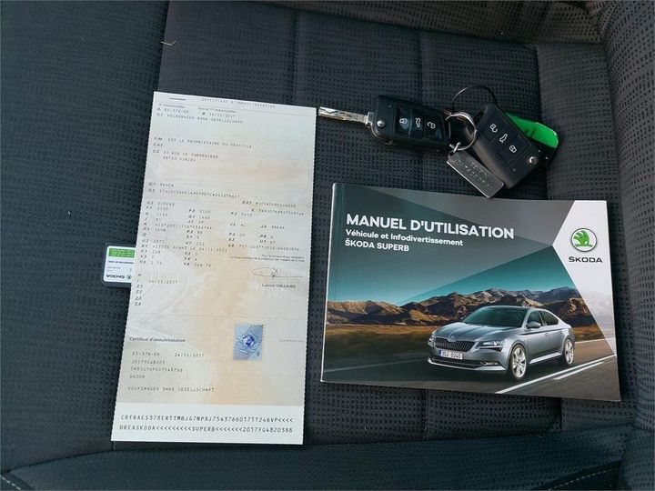 Photo 22 VIN: TMBJG7NPXJ7543766 - SKODA SUPERB 