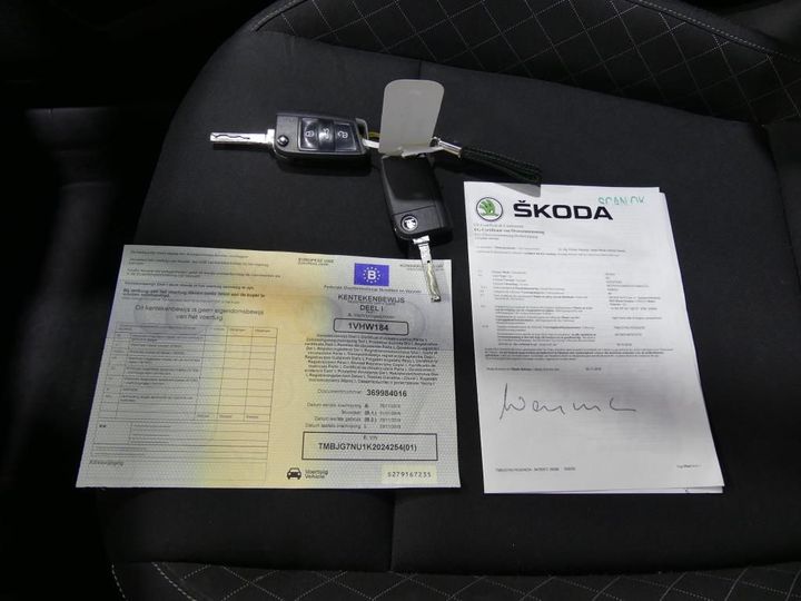 Photo 18 VIN: TMBJG7NU1K2024254 - SKODA KAROQ 