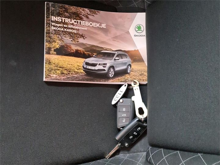 Photo 9 VIN: TMBJG7NU4J2019435 - SKODA KAROQ 