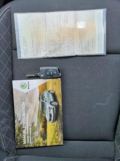 Photo 6 VIN: TMBJG7NU4J5045371 - SKODA KAROQ 