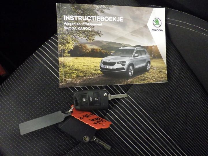 Photo 9 VIN: TMBJG7NU5K2009143 - SKODA KAROQ 