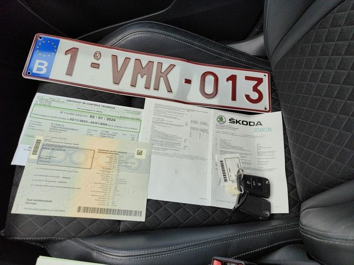 Photo 4 VIN: TMBJG7NU5K5024983 - SKODA KAROQ 