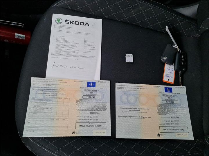 Photo 5 VIN: TMBJG7NU6K2034875 - SKODA KAROQ 