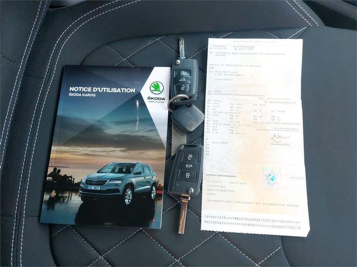 Photo 4 VIN: TMBJG7NU6M2021935 - SKODA KAROQ 