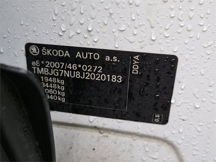 Photo 8 VIN: TMBJG7NU8J2020183 - SKODA KAROQ 