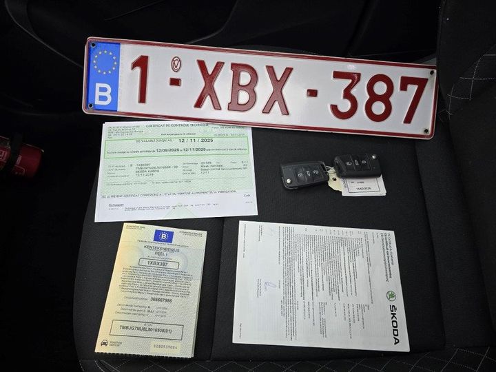 Photo 3 VIN: TMBJG7NU8L5016538 - SKODA KAROQ 