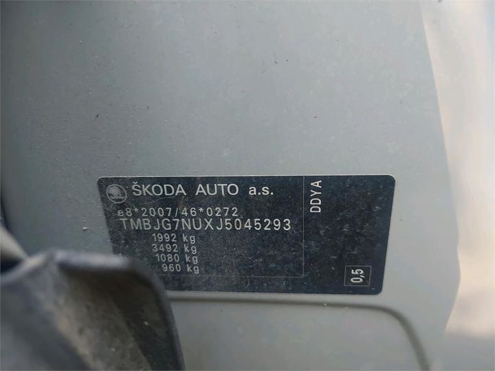 Photo 8 VIN: TMBJG7NUXJ5045293 - SKODA KAROQ 