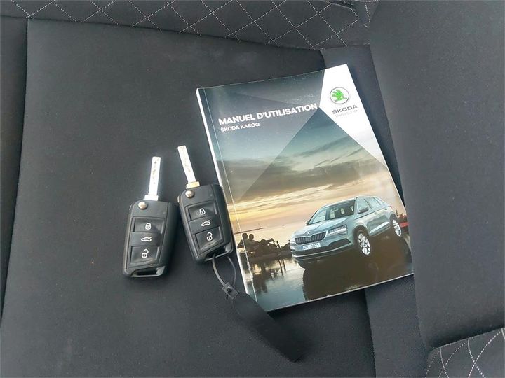 Photo 23 VIN: TMBJG7NUXLJ010103 - SKODA KAROQ 