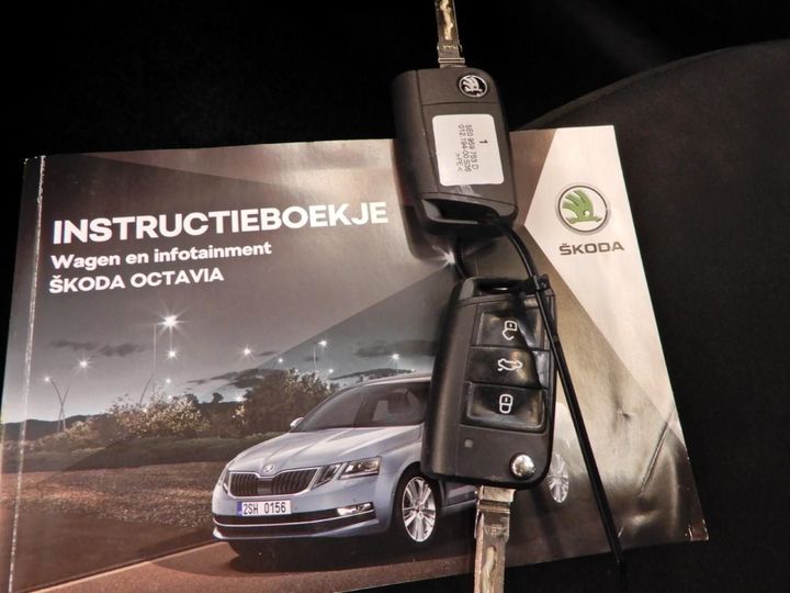 Photo 9 VIN: TMBJG9NE0J0120651 - SKODA OCTAVIA 