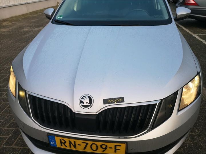 Photo 14 VIN: TMBJG9NE0J0225075 - SKODA OCTAVIA 