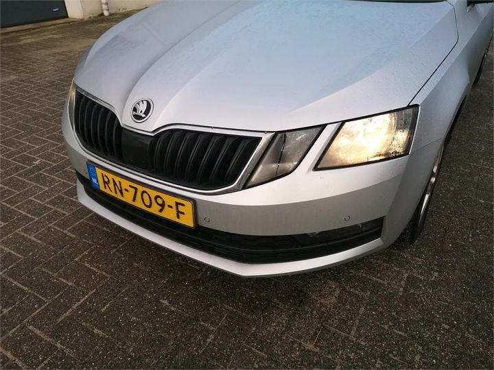 Photo 17 VIN: TMBJG9NE0J0225075 - SKODA OCTAVIA 