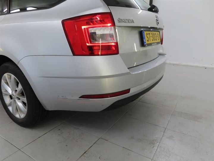 Photo 15 VIN: TMBJG9NE0J0332630 - SKODA OCTAVIA 