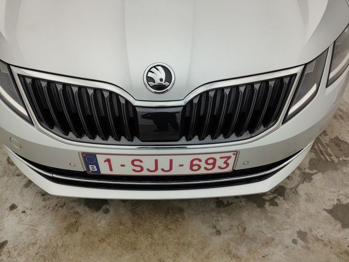 Photo 5 VIN: TMBJG9NE1J0072383 - SKODA OCTAVIA 