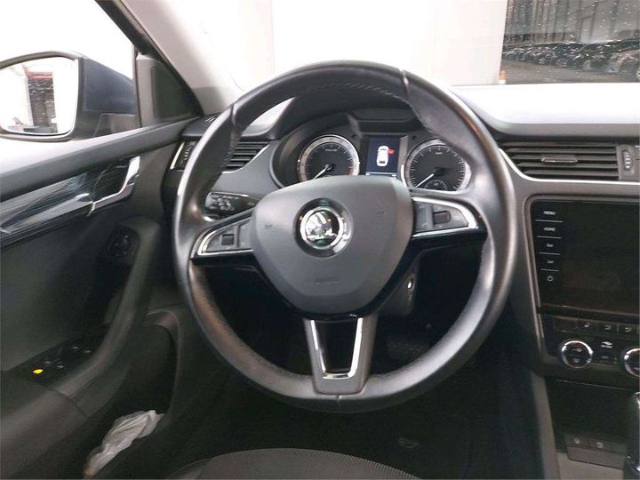 Photo 3 VIN: TMBJG9NE1J0208723 - SKODA OCTAVIA 