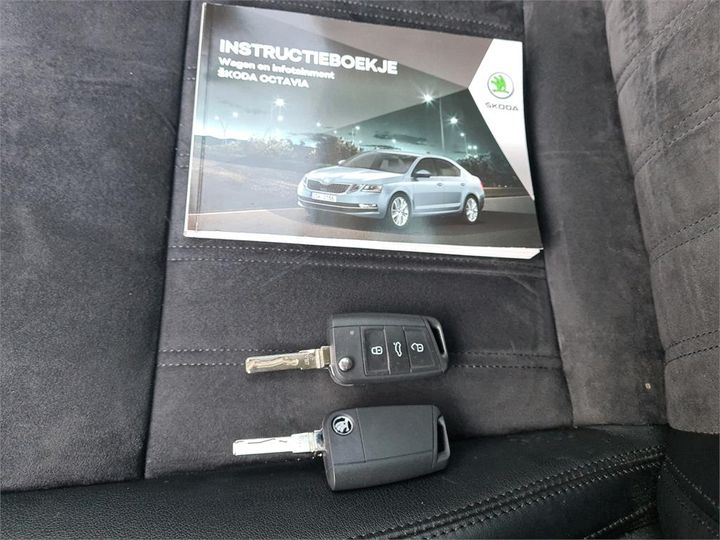 Photo 15 VIN: TMBJG9NE1J0228499 - SKODA OCTAVIA 