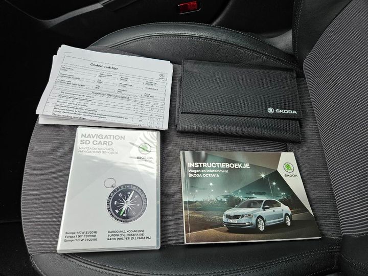 Photo 11 VIN: TMBJG9NE1J0342115 - SKODA OCTAVIA 