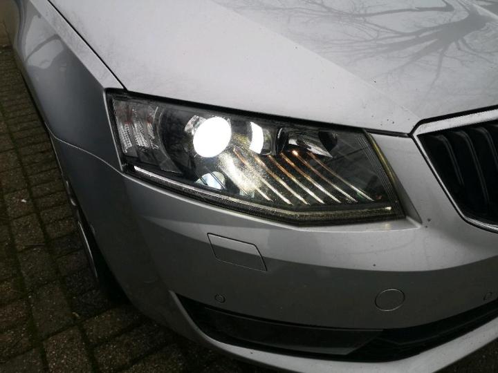 Photo 11 VIN: TMBJG9NE2H0117650 - SKODA OCTAVIA 