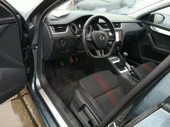 Photo 11 VIN: TMBJG9NE3J0345033 - SKODA OCTAVIA 