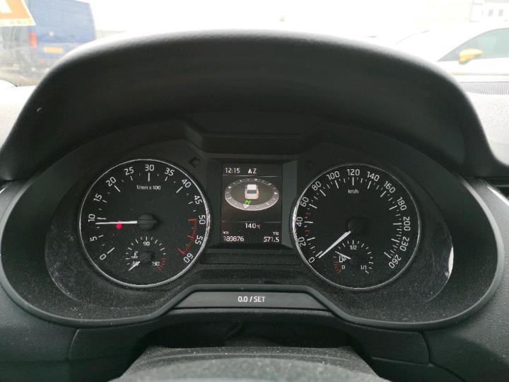 Photo 5 VIN: TMBJG9NE4H0052929 - SKODA OCTAVIA 