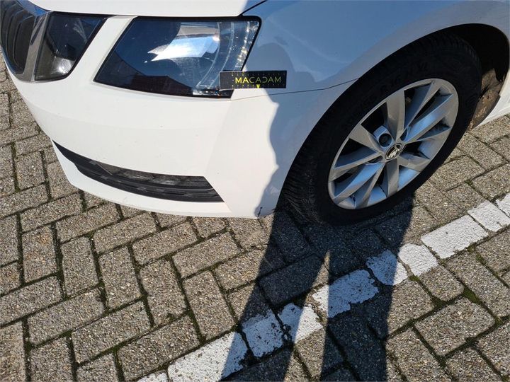 Photo 15 VIN: TMBJG9NE4J0094684 - SKODA OCTAVIA 