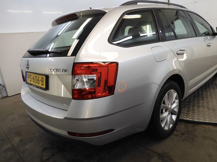 Photo 17 VIN: TMBJG9NE4J0138165 - SKODA OCTAVIA 