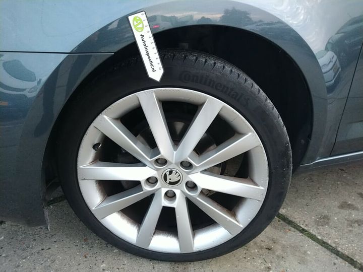 Photo 8 VIN: TMBJG9NE4J0183641 - SKODA OCTAVIA 