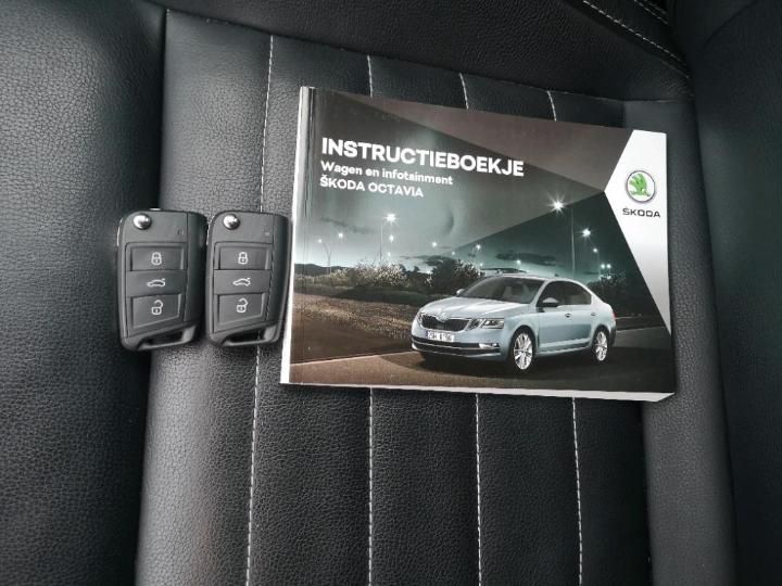 Photo 15 VIN: TMBJG9NE4J0241375 - SKODA OCTAVIA 