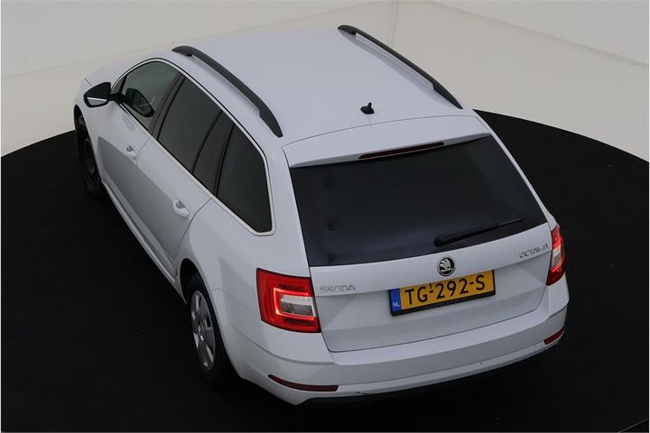 Photo 4 VIN: TMBJG9NE4J0285764 - SKODA OCTAVIA 