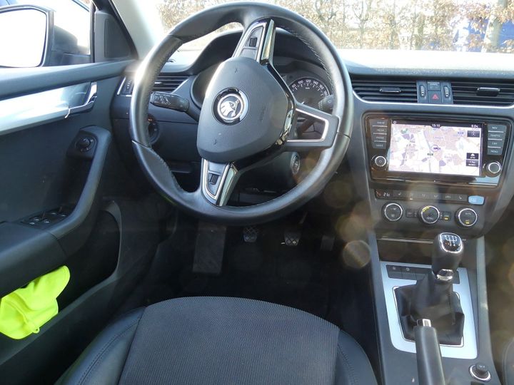 Photo 3 VIN: TMBJG9NE5H0090377 - SKODA OCTAVIA 