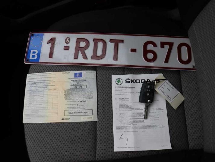 Photo 4 VIN: TMBJG9NE5H0100826 - SKODA OCTAVIA 