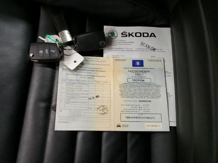 Photo 4 VIN: TMBJG9NE5H0131963 - SKODA OCTAVIA 